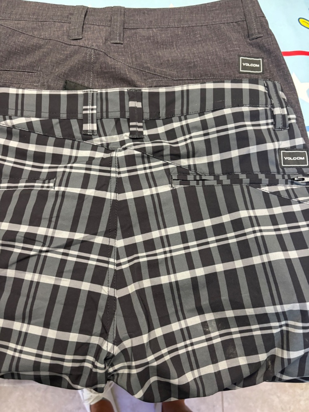 Volcom - Picture 2 of 3